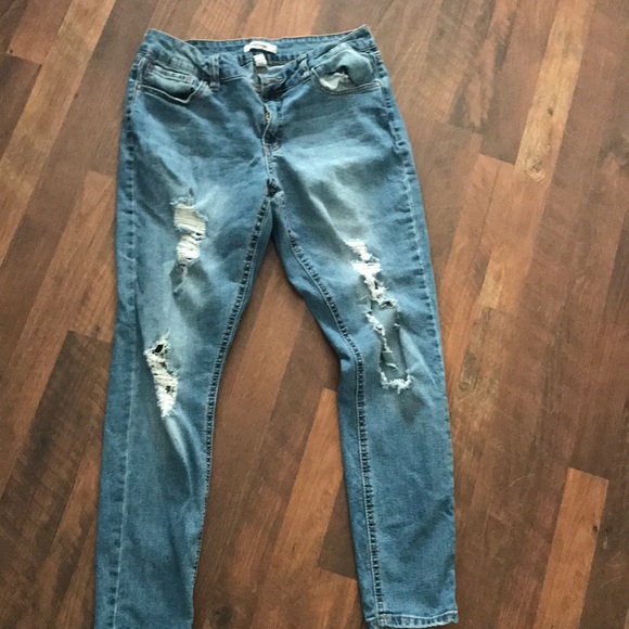 Jeans - Picture 2 of 5